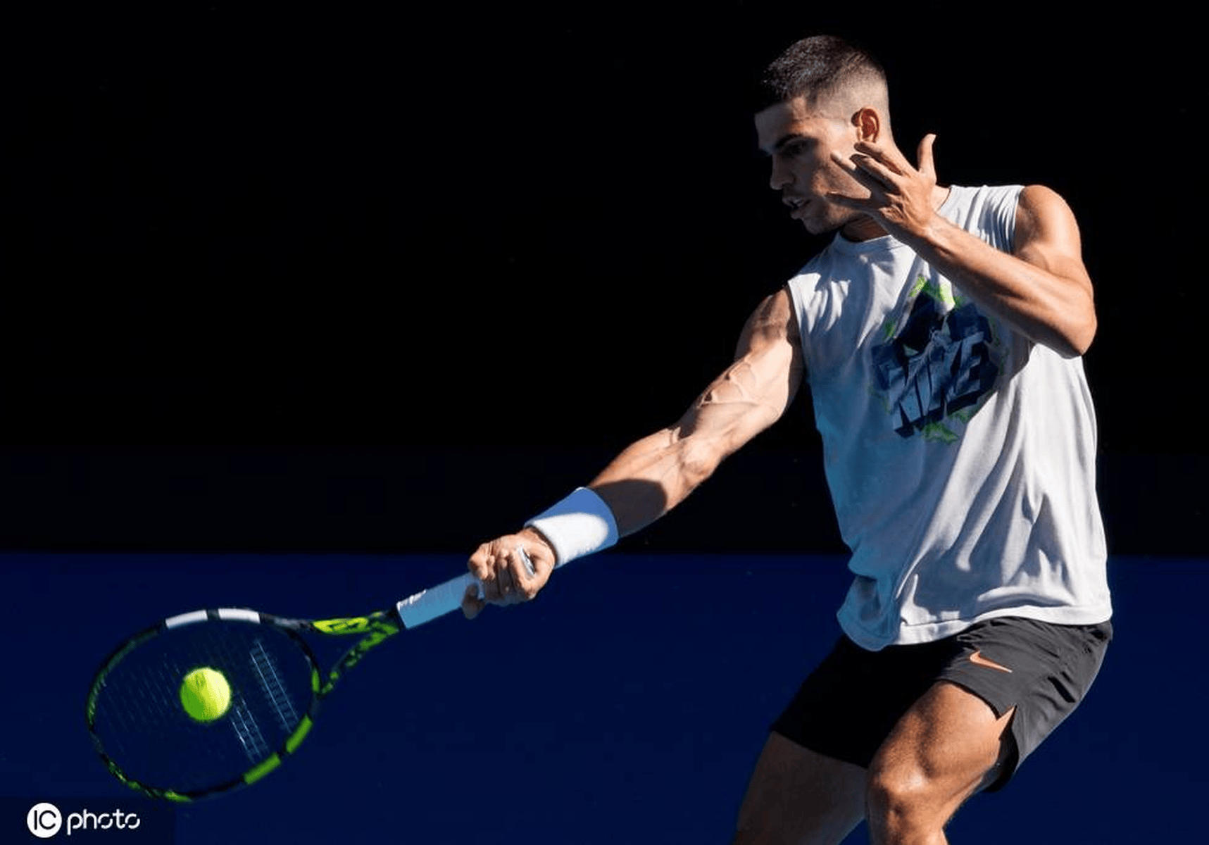 世界网球队强势澳大利亚网球队,阿尔卡拉斯送出助攻 世界网球队强势澳大利亚网球队,阿尔卡拉斯送出助攻