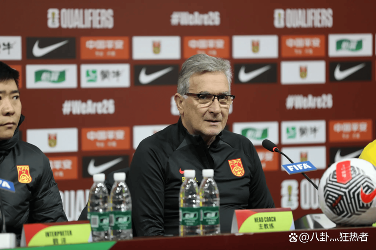 包含球队战绩波动，主教练考虑调整阵容的词条