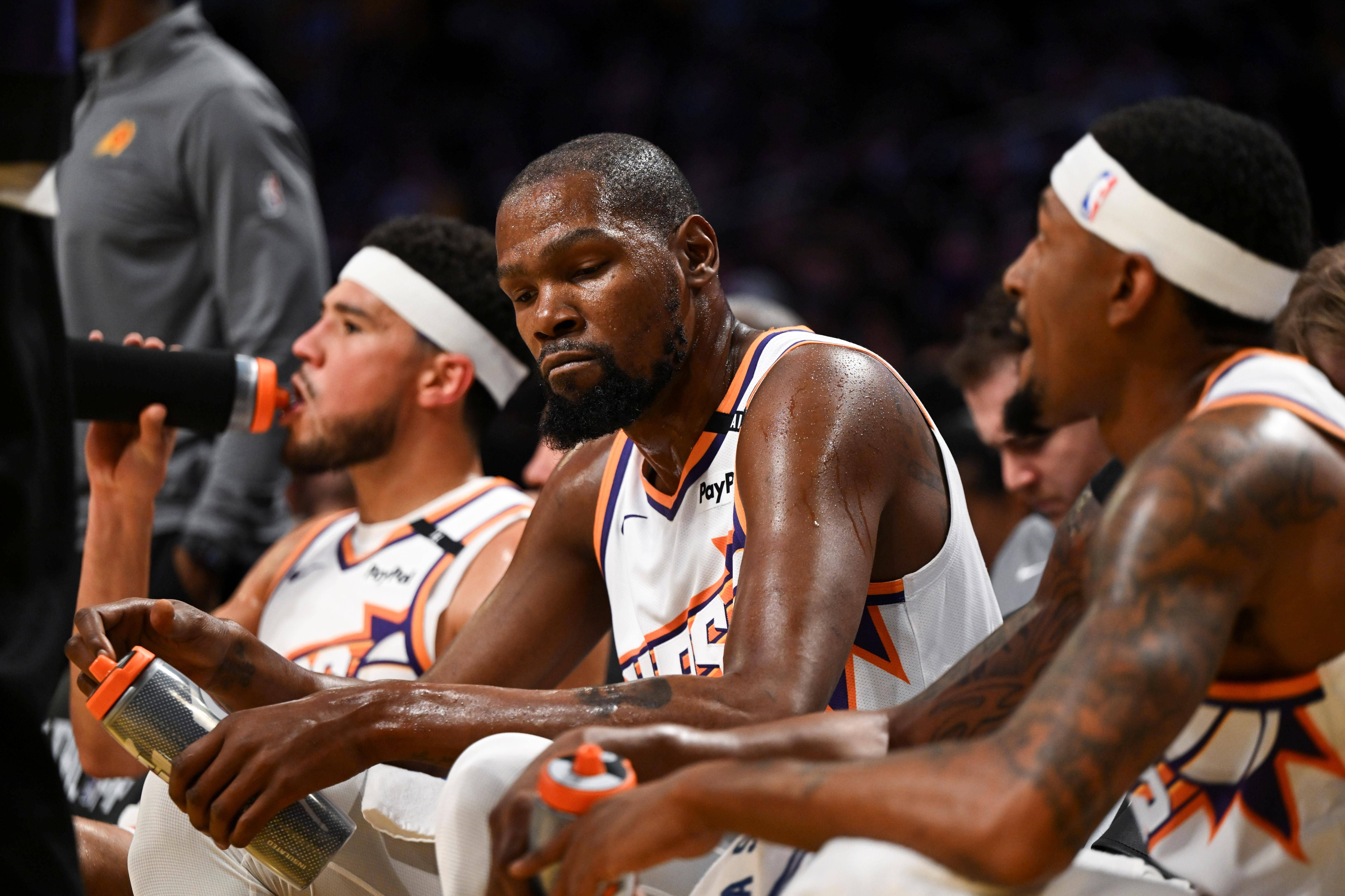 韩国男篮：巨人凯文-杜兰特领军再战赛场