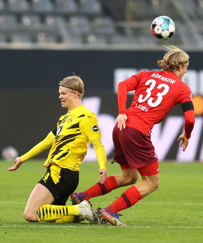 关于斯图加特逆转战胜对手,积分榜上升的信息 关于斯图加特逆转战胜对手,积分榜上升的信息