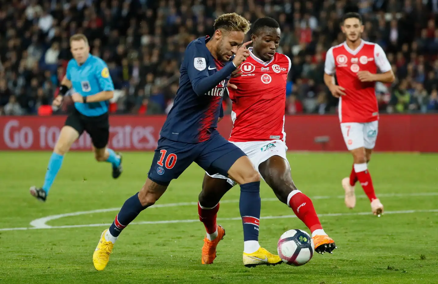 南特击败里昂，豪取联赛三连胜的简单介绍