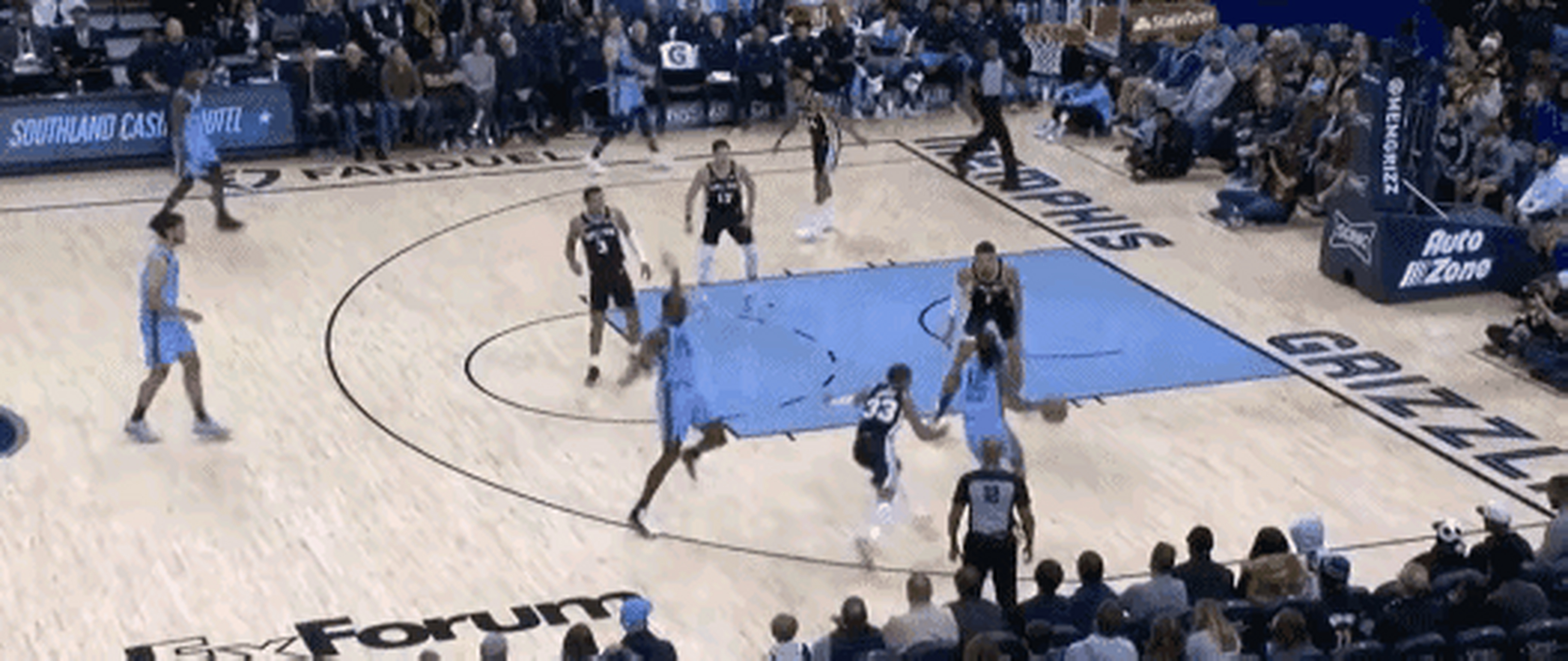 马刺逆转灰熊，莫兰特带队取胜的简单介绍