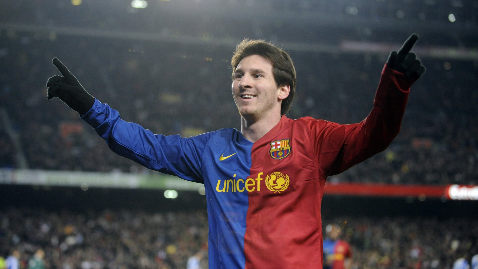 米兰体育网页版-孤星破阵,当奥斯梅恩的暴力美学,撕裂拉齐奥的防守史诗